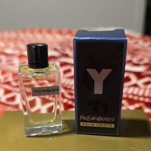 Yves Saint Laurent Eau de Toilette - Black Cap with Blue Box